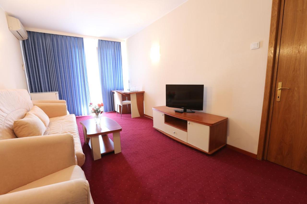 Hotel Doina Neptun Luaran gambar